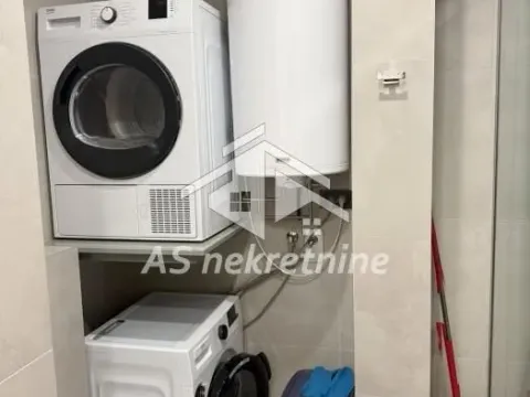 Izdavanje, trosoban stan, 90m², Banovo Brdo, Beograd - image 21