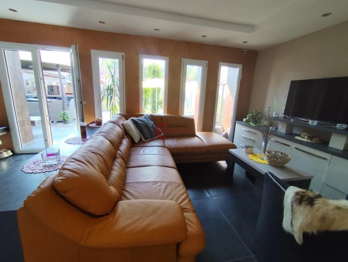 Prodaja, kuća, 51m², Mali Radanovac, Subotica
