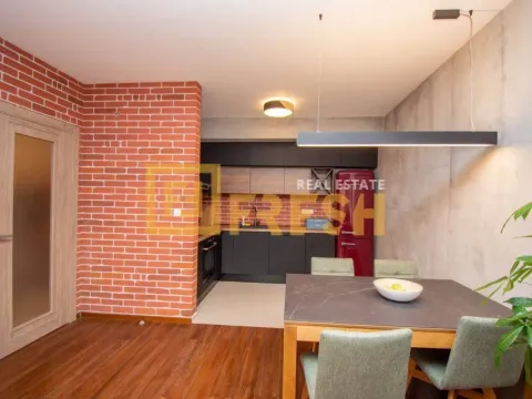 Izdavanje, dvosoban stan, 74m², Master Kvart, Podgorica - image 6