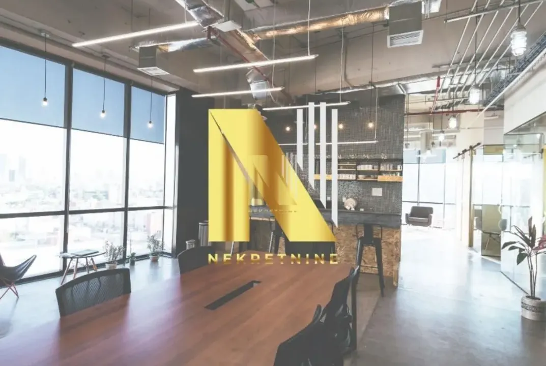 Prodaja, poslovni prostor, 261m², Grbavica, Novi Sad Sve Podlokacije