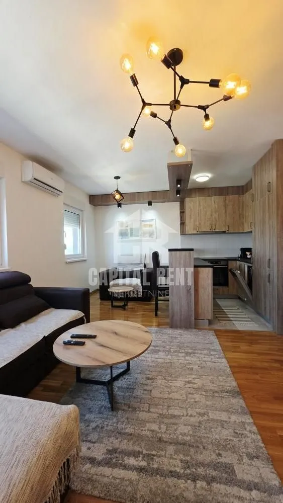 Izdavanje, dvosoban stan, 47m², Ledine, Beograd