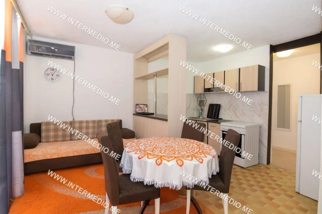 Prodaja, jednosoban stan, 64m², Igalo, Herceg Novi