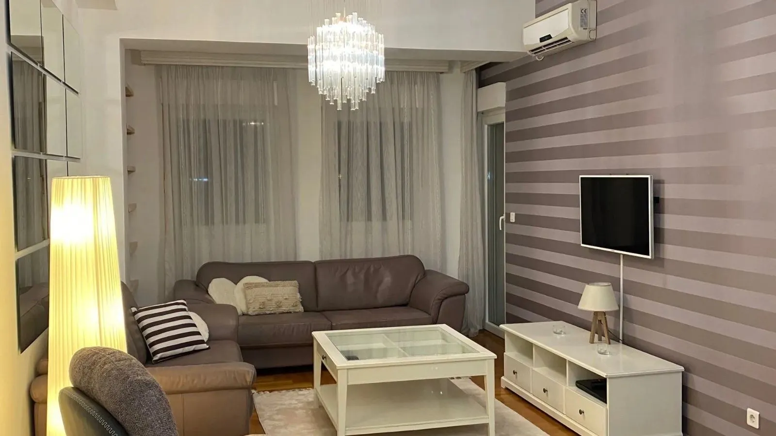 Rent, one bedroom apartment, 52m², City Kvart, Podgorica