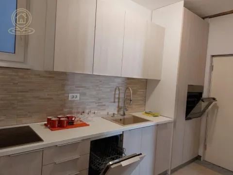 Rent, three bedroom apartment, 68m², Bulevar Oslobodjenja, Novi Sad Sve Podlokacije - image 8