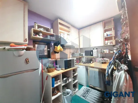 Prodaja, trosoban stan, 76m², Zeleni Venac, Beograd - image 11