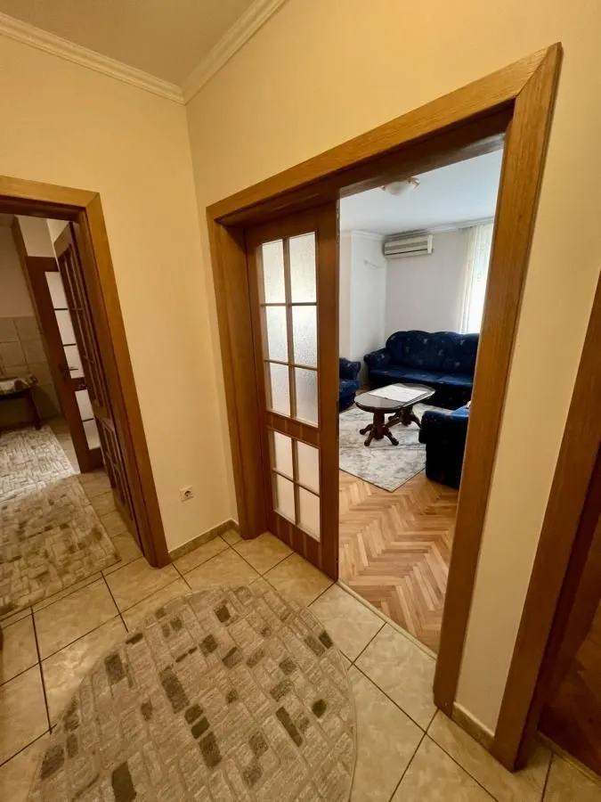 Rent, apartment, 56m², Stari Aerodrom, Podgorica