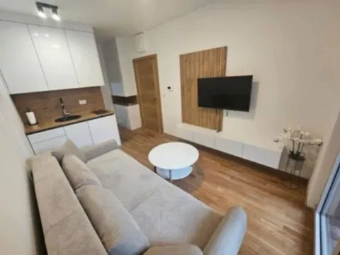 Sale, studio apartment, 30m², Bečići, Budva