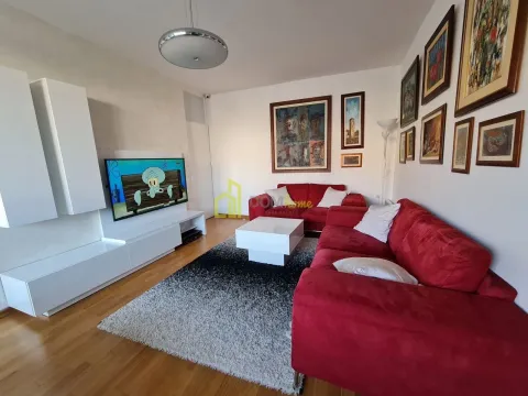 Rent, two bedroom apartment, 76m², Blok 6, Podgorica - image 3