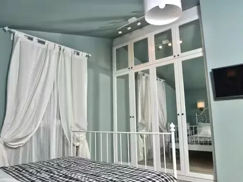 Izdavanje, dvosoban stan, 75m², Kalimanj, Tivat - image 2