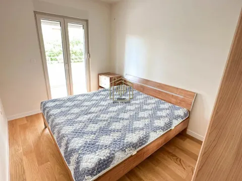 Rent, one bedroom apartment, 50m², Central Point, Podgorica - image 8