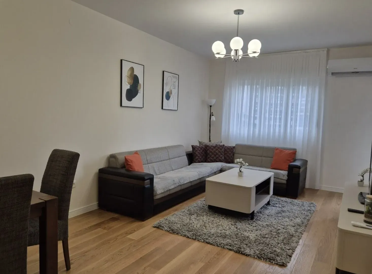 Izdavanje, jednosoban stan, 50m², City Kvart, Podgorica