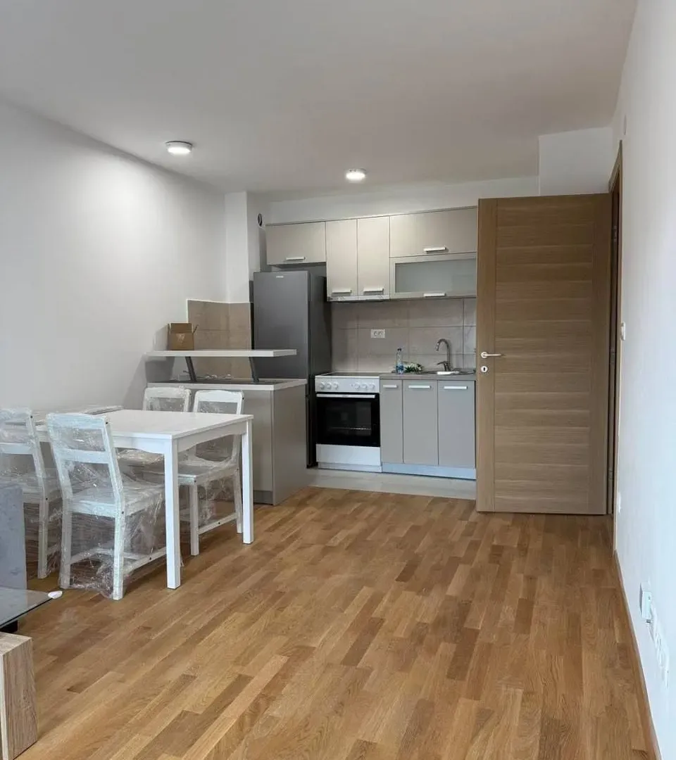 Rent, one bedroom apartment, 38m², Stari Aerodrom, Podgorica