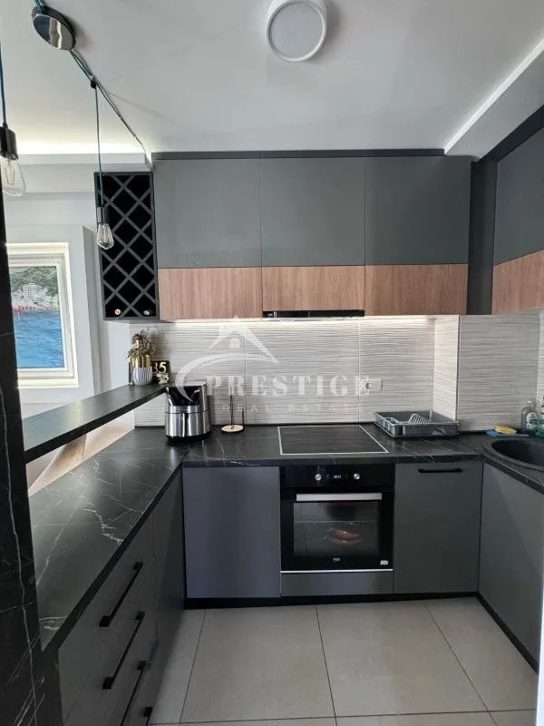 Prodaja, dvosoban stan, 72m², Ljubović, Podgorica