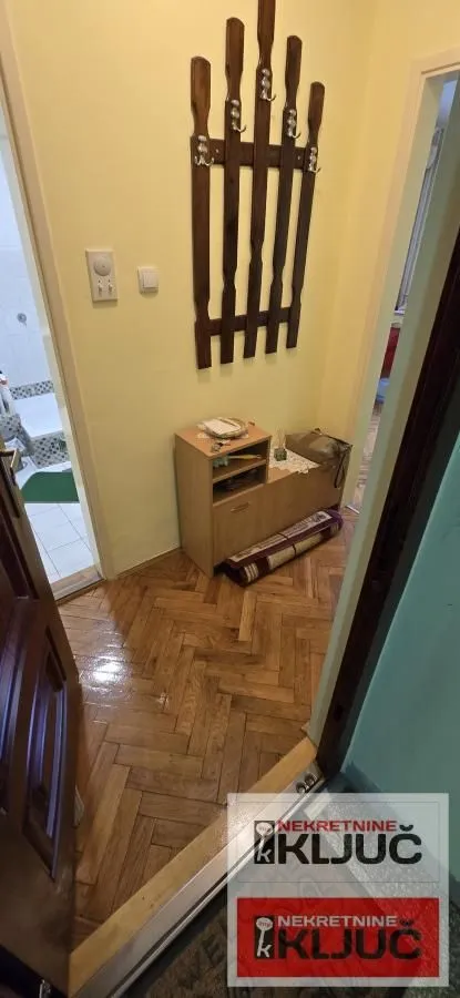 Izdavanje, garsonjera, 23m², Podbara, Novi Sad Sve Podlokacije