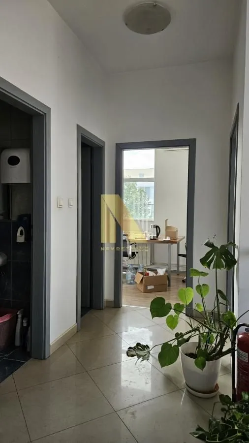 Rent, office space, 1200m², Veternik, Novi Sad Sve Podlokacije