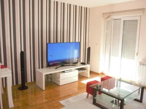 Prodaja, dvosoban stan, 64m², Kluz, Zvezdara Sve Podlokacije - image 4