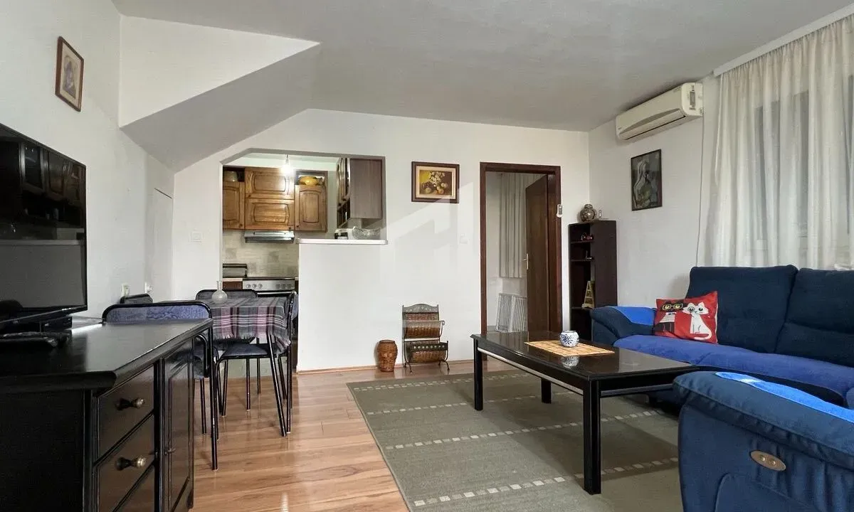 Izdavanje, jednosoban stan, 40m², Zagorič, Podgorica