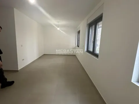 Sale, office space, 47m², Crveni Krst, Beograd - image 2