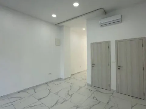 Rent, office space, 50m², Seljanovo, Tivat - image 3