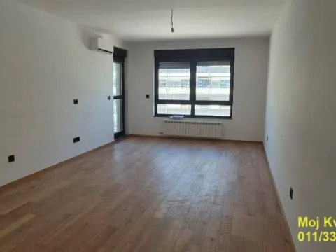 Prodaja, dvosoban stan, 60m2, Hala Pionir, Palilula, Beograd