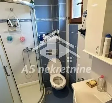 Izdavanje, dvosoban stan, 44m², Đeram Pijaca, Beograd - image 4