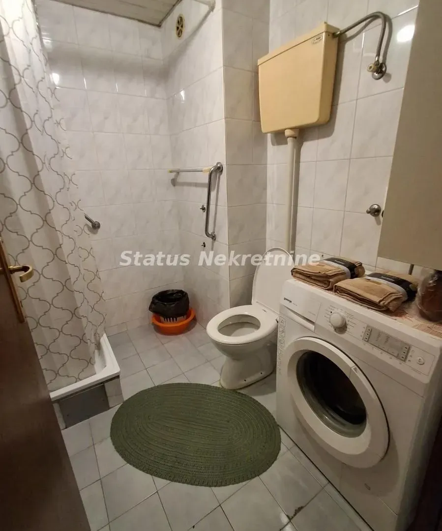 Izdavanje, jednosoban stan, 33m², Novo naselje, Novi Sad