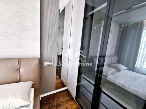 Izdavanje, trosoban stan, 90m², Savski Venac, Beograd - image 15