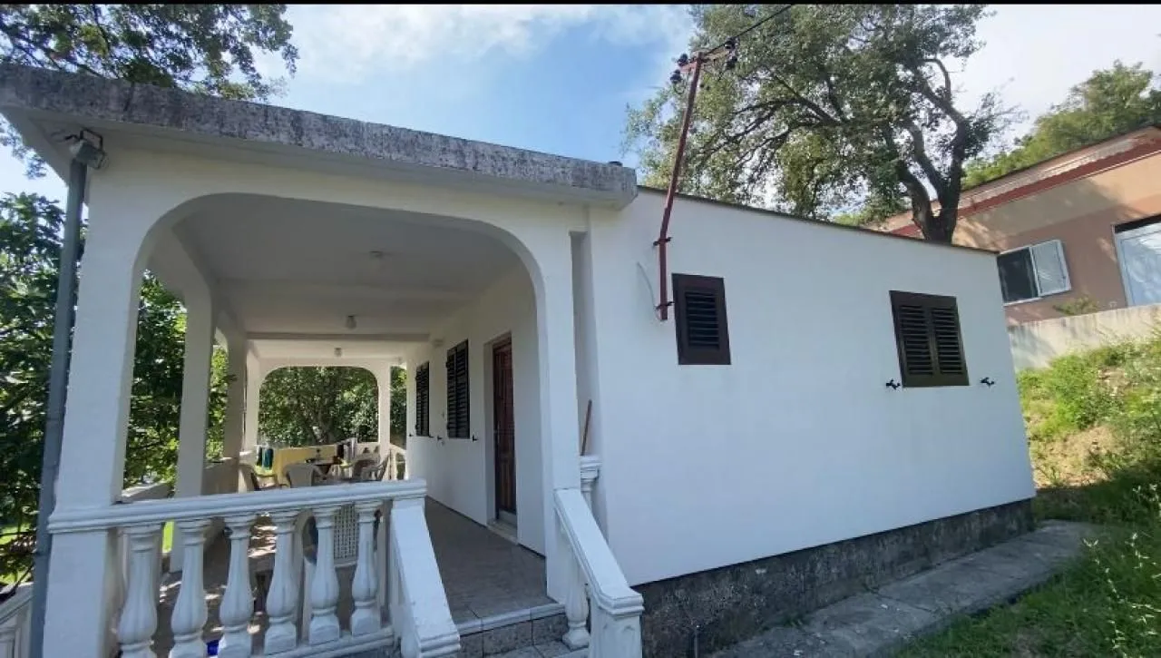 Prodaja, kuća, 48m², Lastva Grbaljska, Kotor