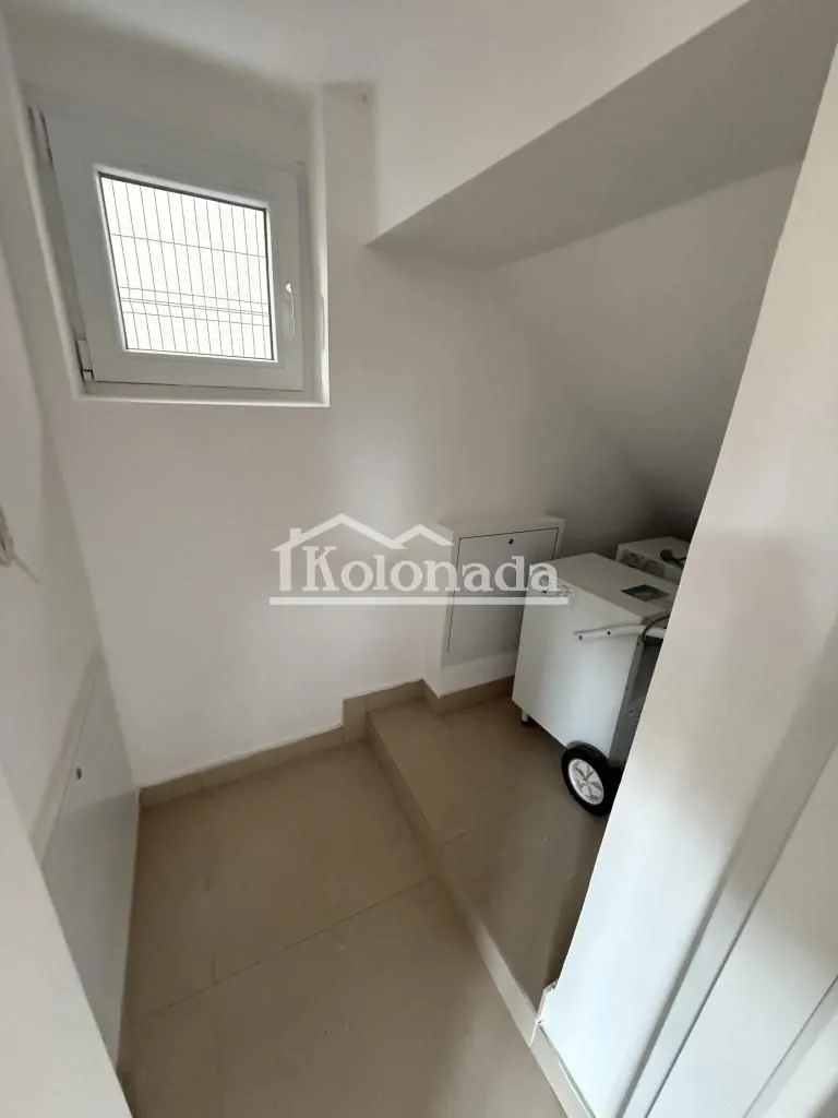 Sale, house, 112m², Sopot, Beograd