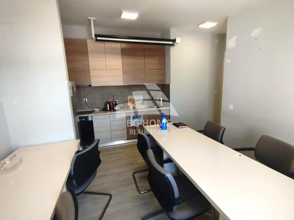 Prodaja, stan, 118m², Đeram Pijaca, Beograd