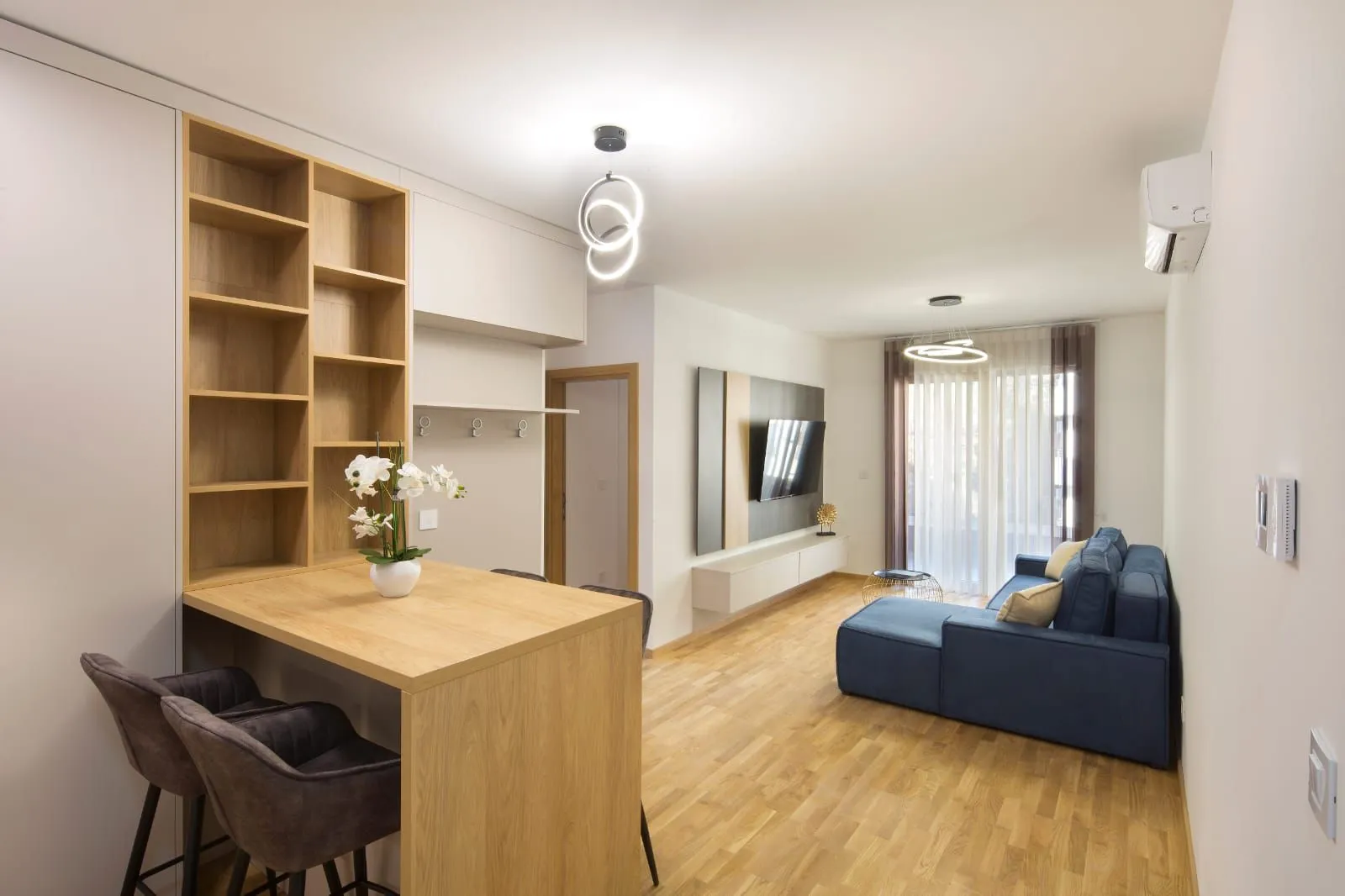 Sale, two bedroom apartment, 55m², Bečići, Budva
