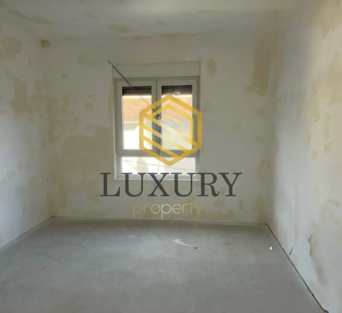 Prodaja, jednosoban stan, 55m², Momišići, Podgorica