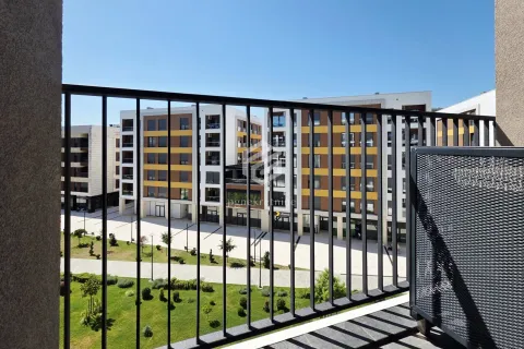 Rent, two bedroom apartment, 84m², Podgorica, Crna Gora - image 17