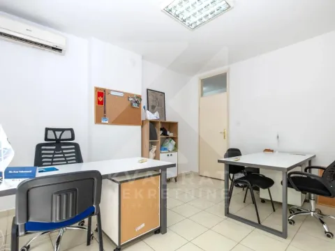 Prodaja, poslovni prostor, 47m², Preko Morače, Podgorica - image 5