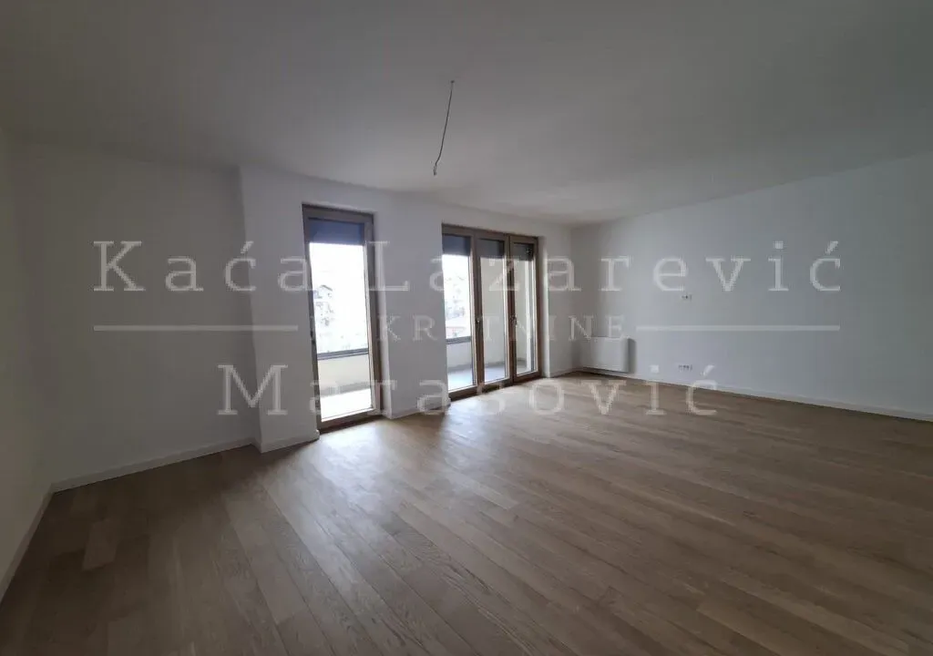 Prodaja, četvorosoban stan, 147m², Čukarica, Beograd