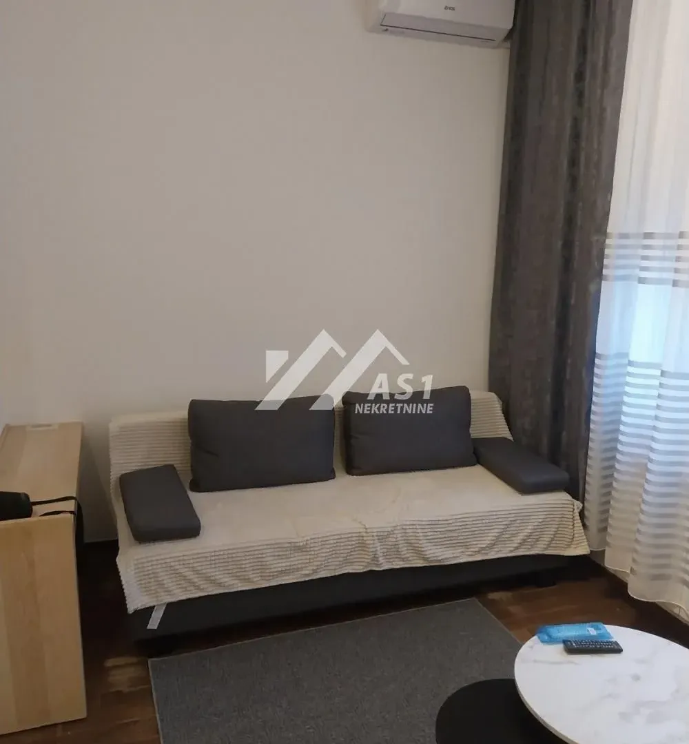 Rent, apartment, 26m², Adamovićevo Naselje, Novi Sad Sve Podlokacije