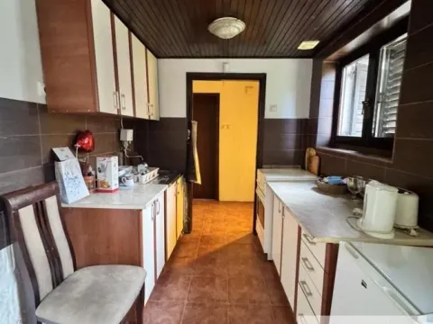 Sale, house, 203m², Novi Banovci, Stara Pazova - image 6