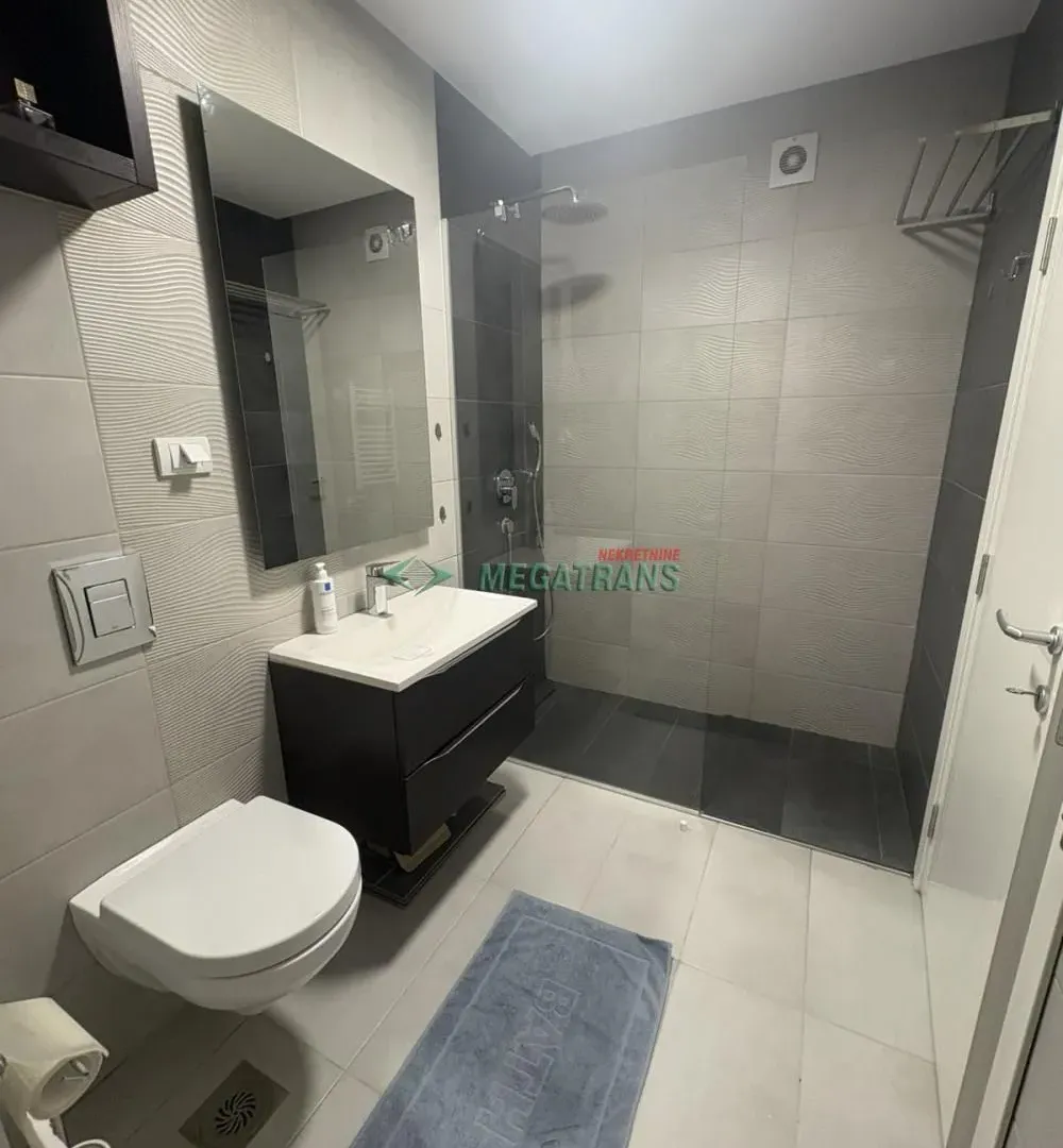 Izdavanje, dvosoban stan, 66m², Nova Detelinara, Novi Sad Sve Podlokacije