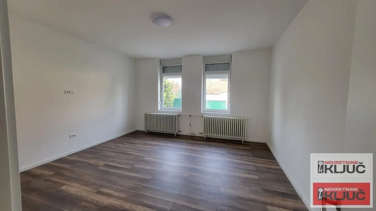 Sale, three bedroom apartment, 79m², Petrovaradin, Novi Sad