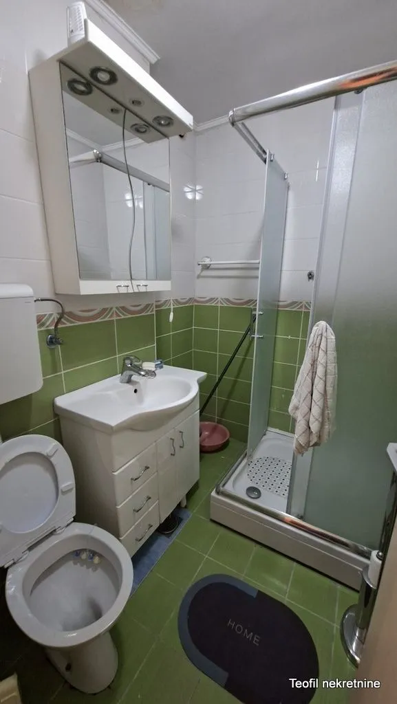 Sale, three bedroom apartment, 92m², Kanarevo Brdo, Beograd