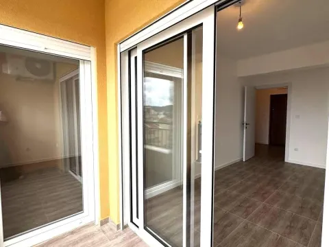 Sale, one bedroom apartment, 46m², Centar, Bar - image 3