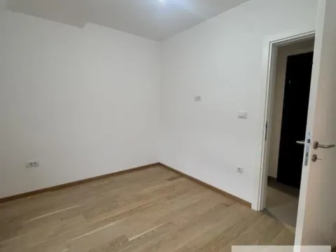Prodaja, jednosoban stan, 40m², Surčin, Beograd - image 8