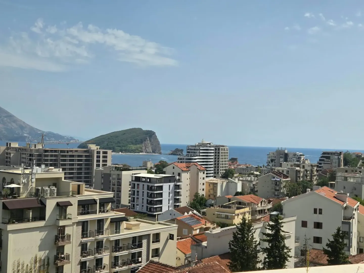 Prodaja, dvosoban stan, 93m², Centar, Budva