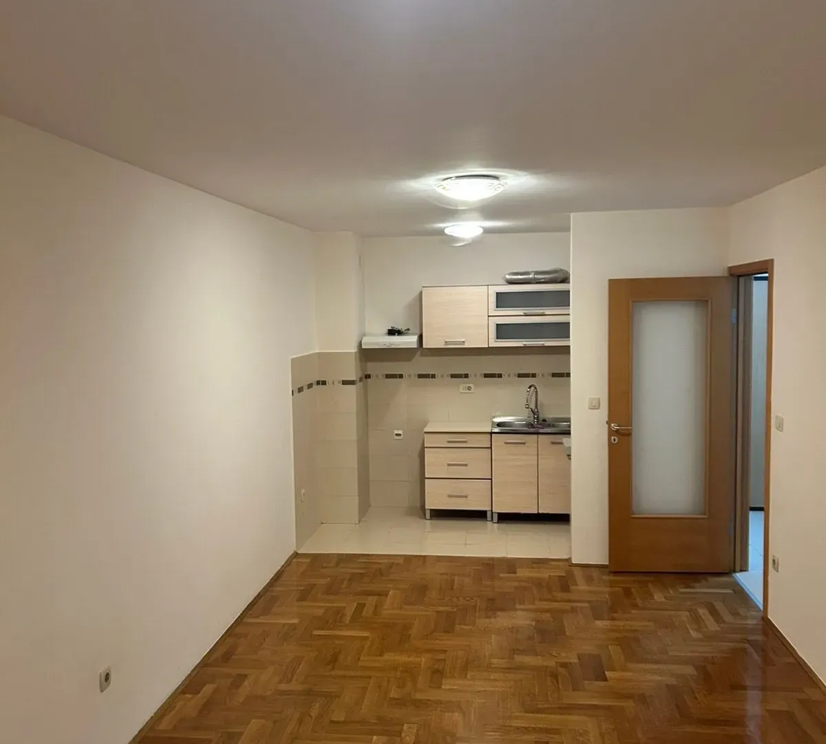 Rent, apartment, 67m², Podgorica, Crna Gora