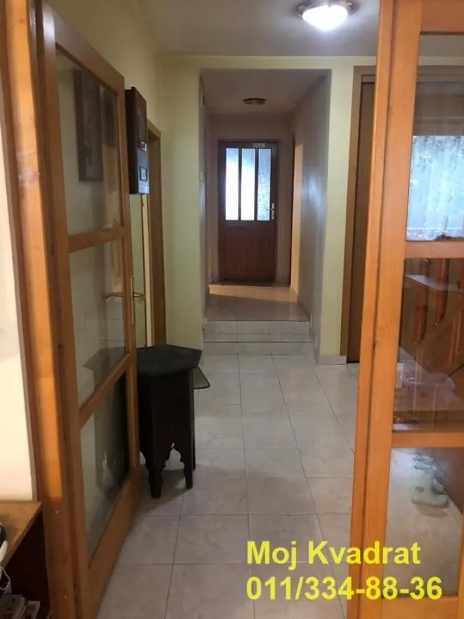 Sale, house, 390m², Zemun Sve Podlokacije, Beograd