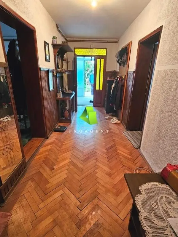 Prodaja, kuća, 285m², Medijana, Niš