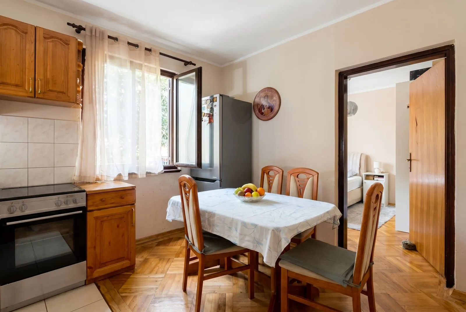 Prodaja, trosoban stan, 56m², Budva, Crna Gora