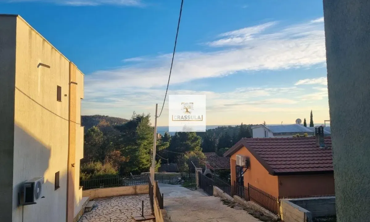 Sale, two bedroom apartment, 56m², Sutomore, Bar