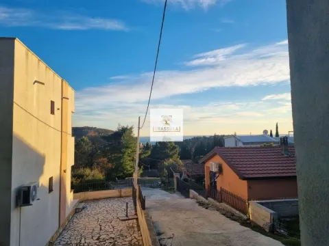 Sale, two bedroom apartment, 56m², Sutomore, Bar