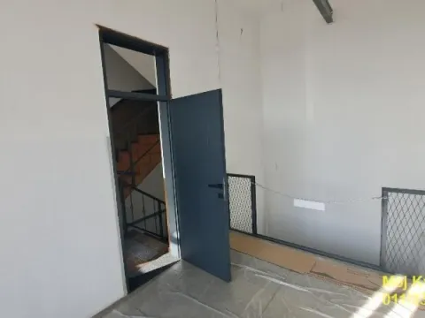 Rent, office space, 1212m², Pančevo, Srbija - image 4